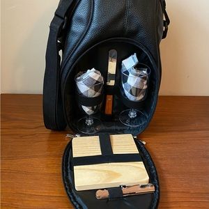 ☘️NEW! Picnic Set Oak & Olive Brava Wine & Cheese